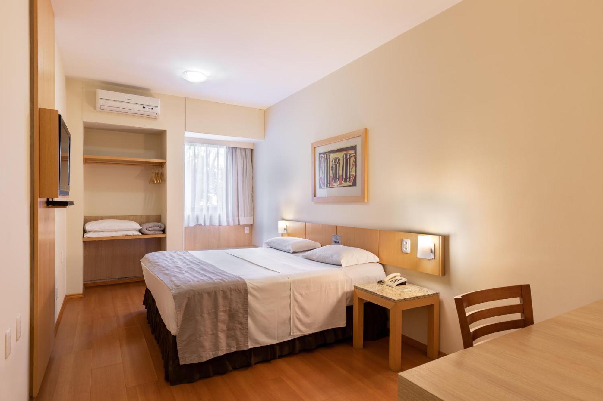Hotel Crystal Londrina Luaran gambar